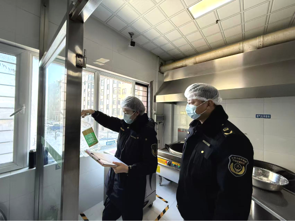 商用厨房油烟罩与排烟系统