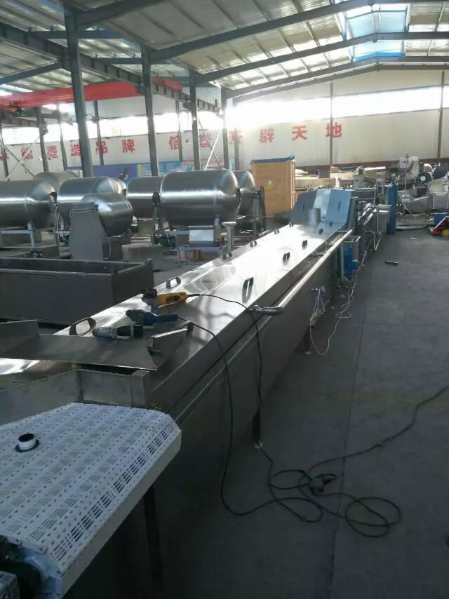 中央厨房团餐配送保温箱预热与车辆装载